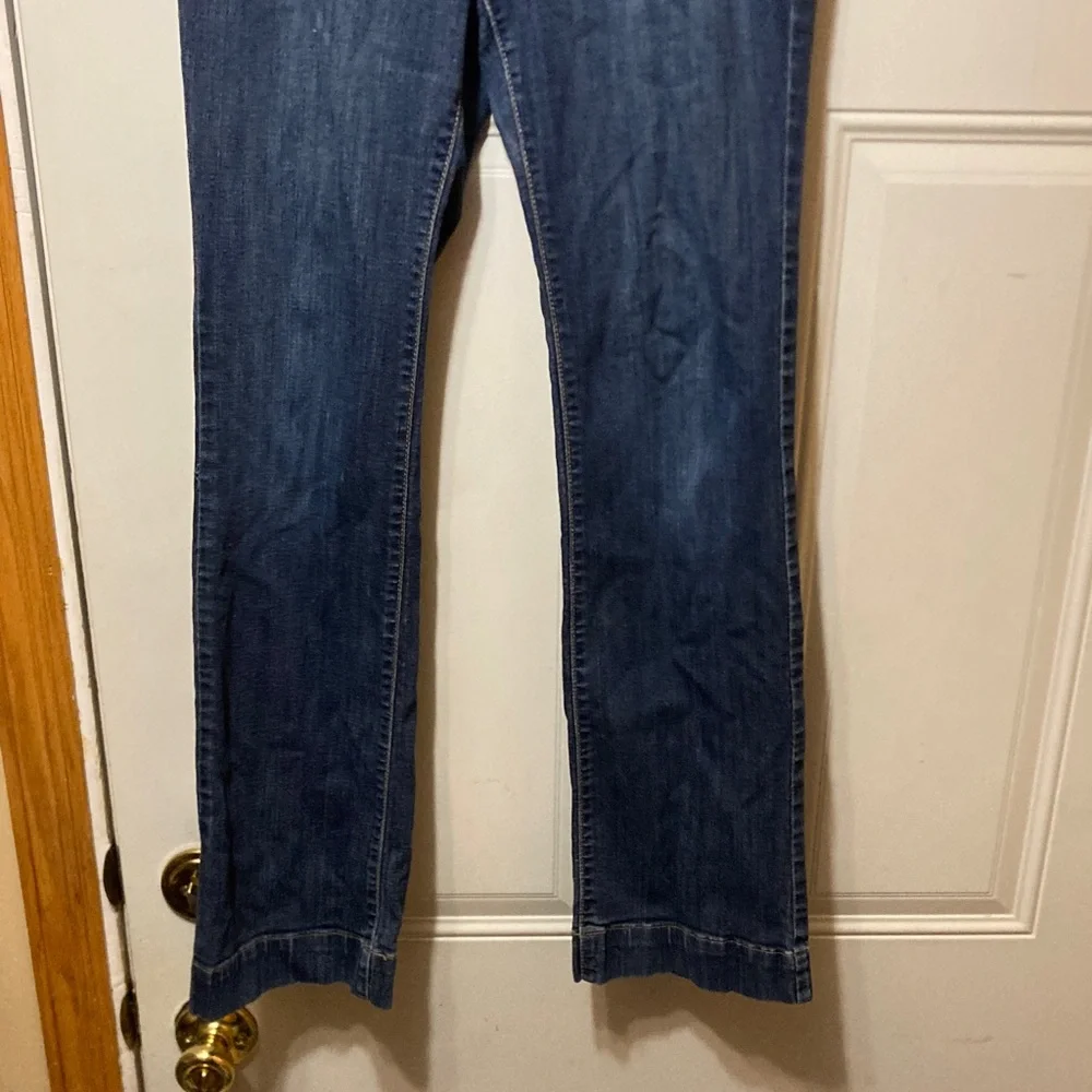 Liz‎ Claiborne Blue Jeans 6